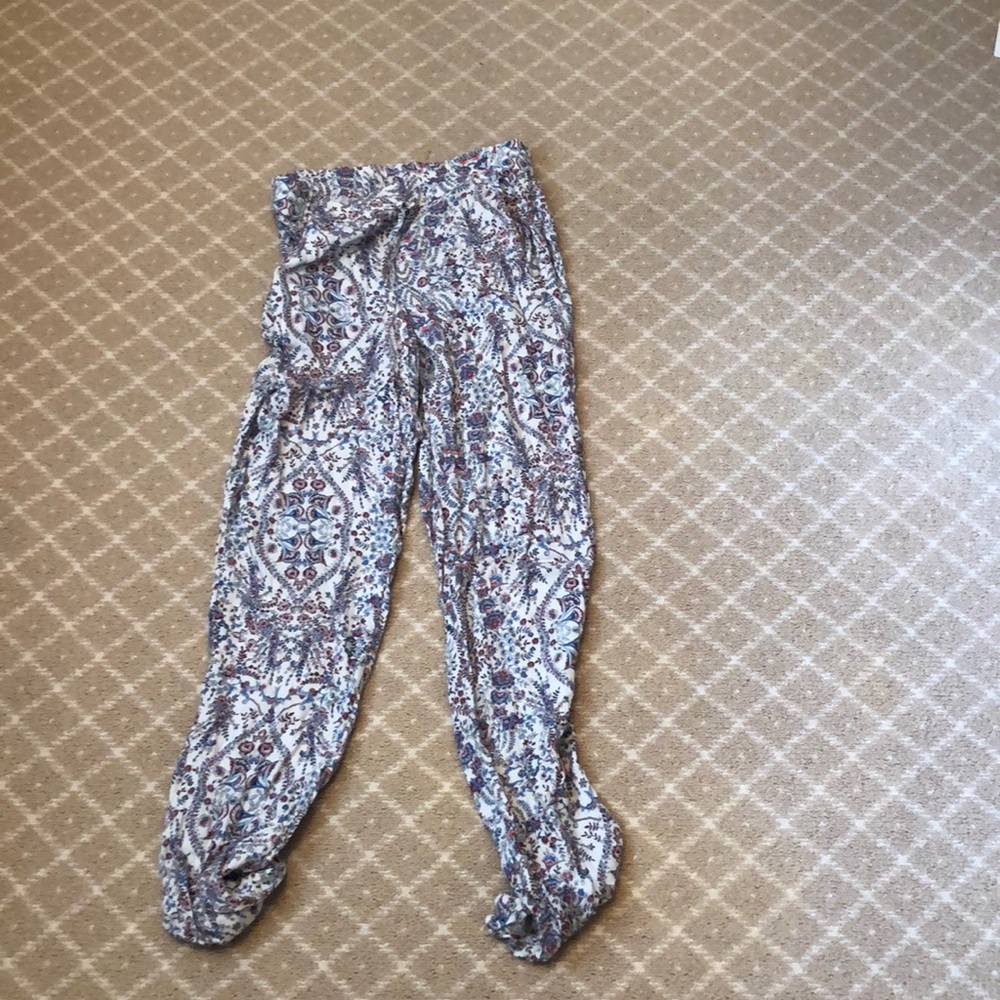 Brandy Melville Printed Flowy Jogger